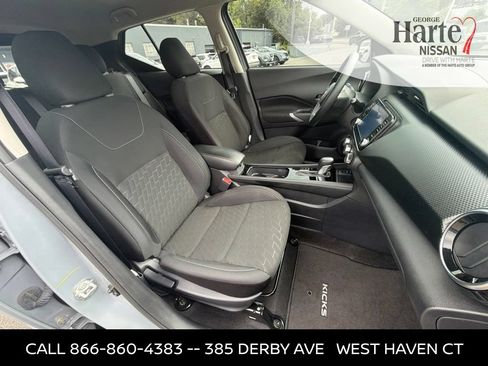 Certified 2023 Nissan Kicks SV FWD image 32