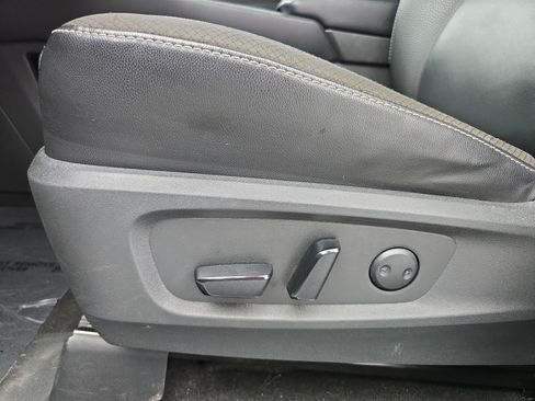Certified 2023 Nissan Pathfinder SL AWD/4WD image 30