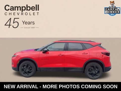 Used 2024 Chevrolet Blazer LT w/ Convenience Package FWD image 2