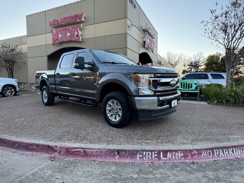 Used 2021 Ford F250 XLT image 6