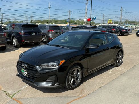 Used 2019 Hyundai Veloster 2.0 FWD image 5