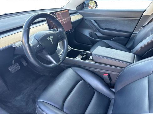 Used 2020 Tesla Model 3 image 11