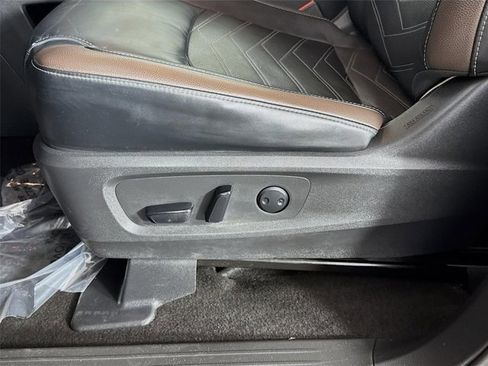 Certified 2023 Nissan Pathfinder Platinum AWD/4WD image 22