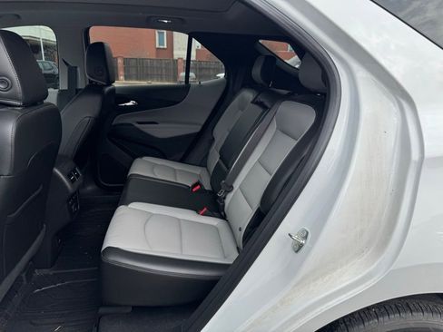 Used 2020 Chevrolet Equinox Premier image 14