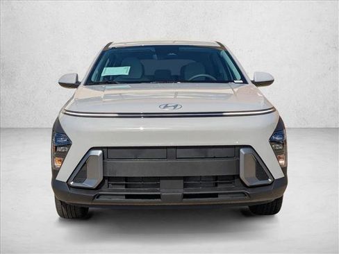 New 2026 Hyundai Kona SE image 6