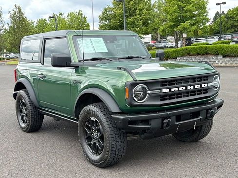 Used 2022 Ford Bronco Black Diamond AWD/4WD image 2