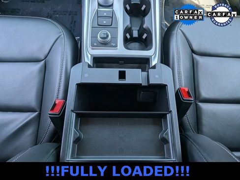 Used 2022 Ford Explorer XLT w/ Equipment Group 202A image 30