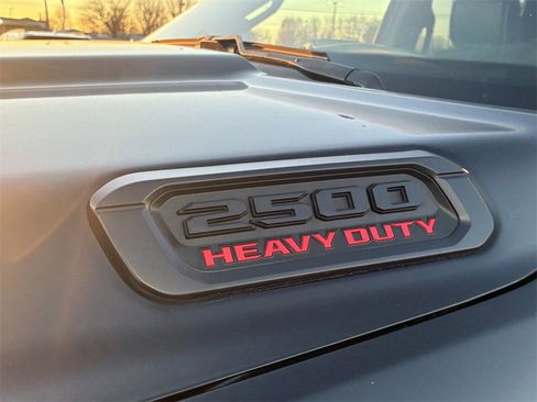 Used 2022 RAM 2500 Limited image 9