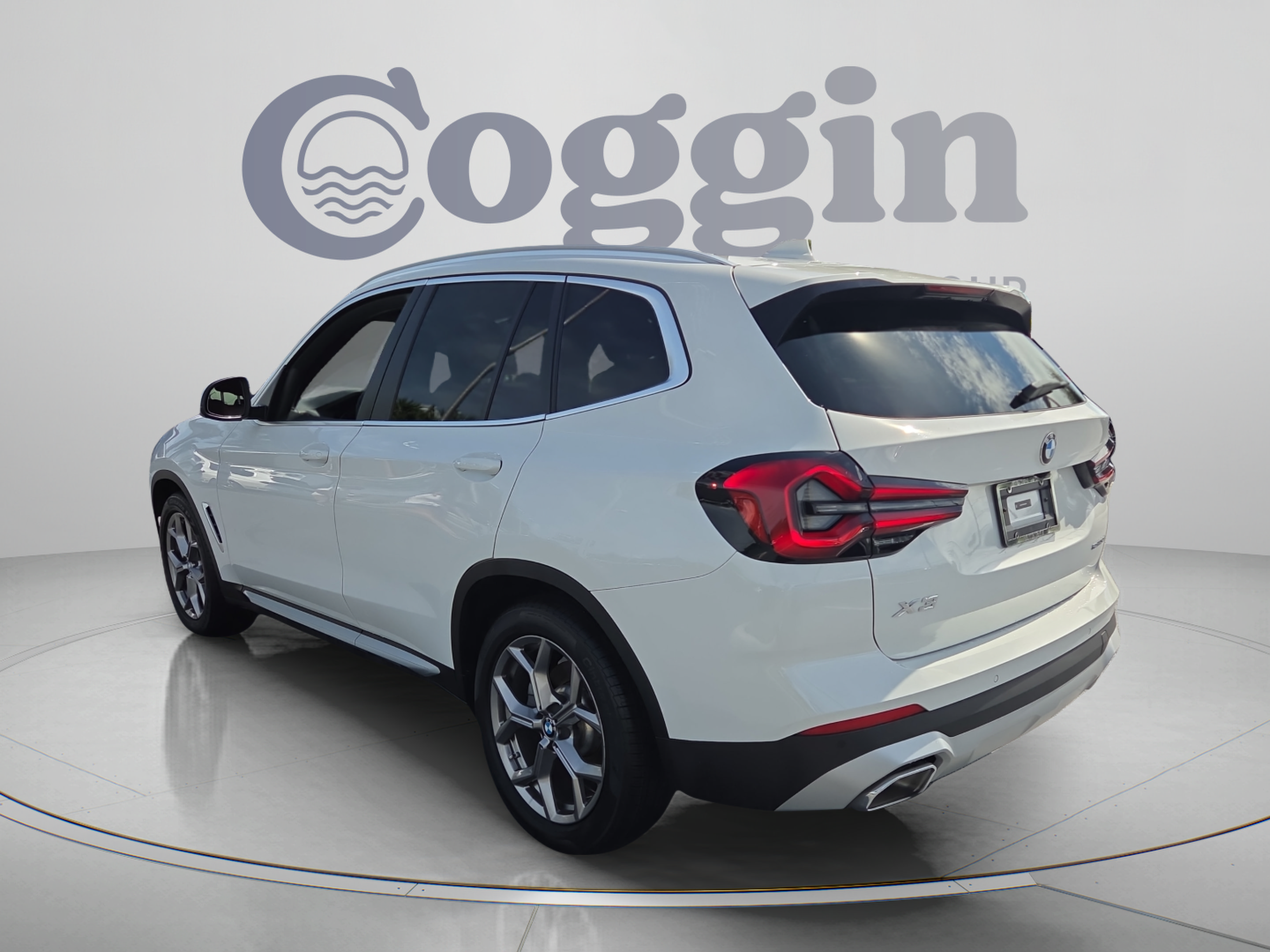 Used 2024 BMW X3 sDrive30i w/ Convenience Package w/ZPA RWD image 3