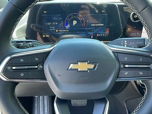 New 2026 Chevrolet Traverse LT w/ LPO, Floor Liner Package FWD image 21