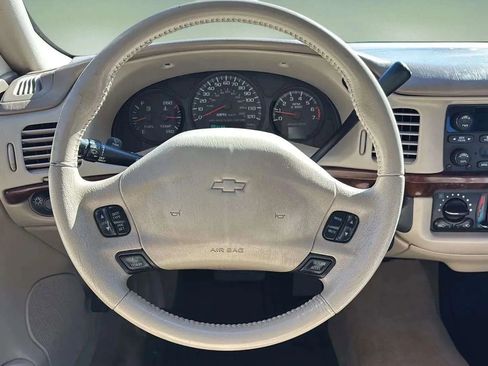 Used 2005 Chevrolet Impala LS w/ Preferred Equipment Group image 28