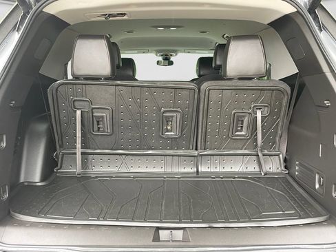 Certified 2021 Chevrolet Traverse RS w/ LPO, Floor Liner Package AWD/4WD image 16