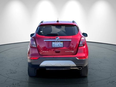 Used 2018 Buick Encore Essence image 5
