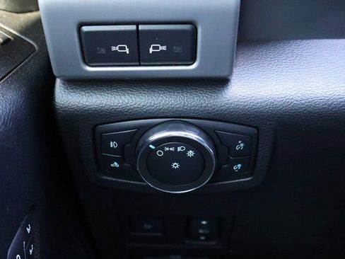 Used 2021 Ford F250 Platinum w/ FX4 Off-Road Package image 29