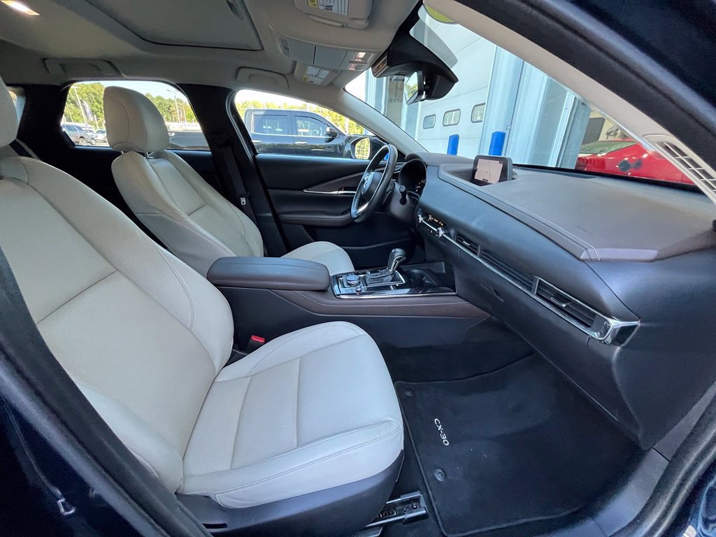 Used 2021 MAZDA CX-30 AWD 2.5 S w/ Premium Package image 16