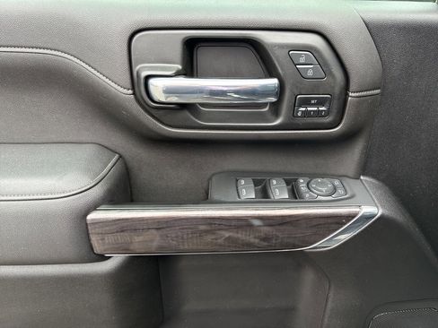 Used 2022 Chevrolet Silverado 2500 LTZ w/ LTZ Plus Package image 24