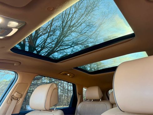 Used 2023 Genesis GV80 2.5T w/ Prestige Package image 9