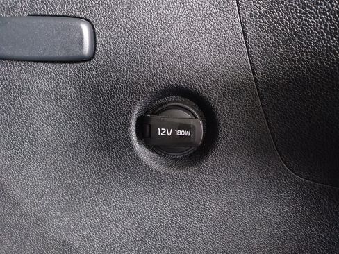 Used 2020 Kia Sorento LX image 8