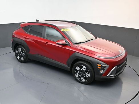 Certified 2025 Hyundai Kona SEL FWD image 14
