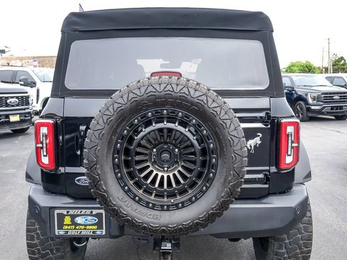 Used 2025 Ford Bronco Outer Banks AWD/4WD image 6