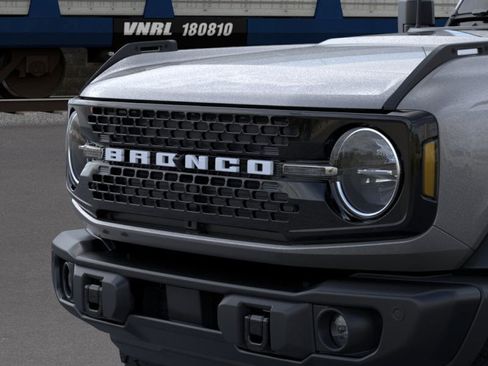 New 2025 Ford Bronco Big Bend w/ Black Diamond Package AWD/4WD image 19