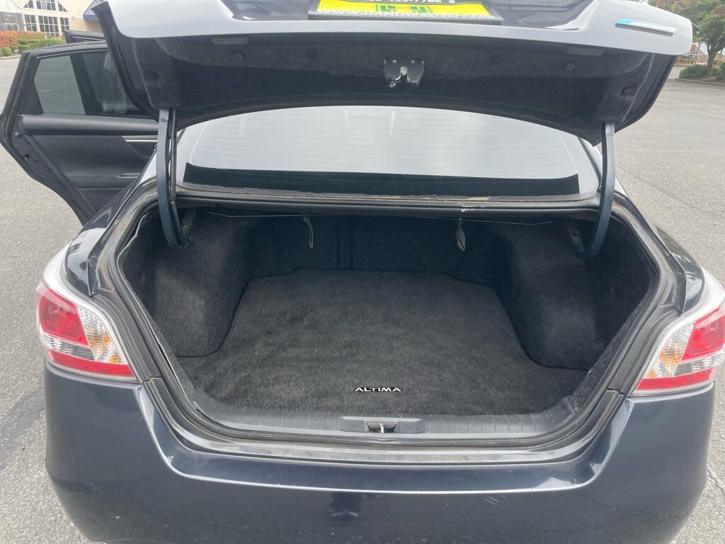Used 2014 Nissan Altima 2.5 SV FWD image 14