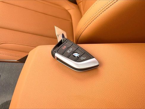 Used 2024 BMW 330i xDrive Sedan w/ Premium Package image 14