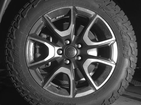 Used 2025 Jeep Compass Trailhawk AWD/4WD image 12