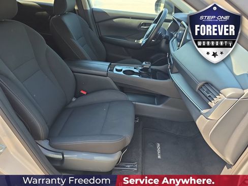 Used 2024 Nissan Rogue S AWD/4WD image 34