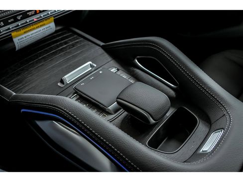 New 2026 Mercedes-Benz GLE 450 4MATIC image 17