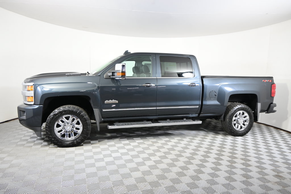 Used 2019 Chevrolet Silverado 3500 High Country w/ Duramax Plus Package AWD/4WD image 2