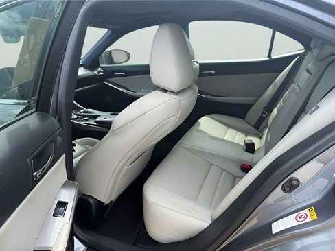 Used 2014 Lexus IS 350 w/ F Sport Package RWD image 7