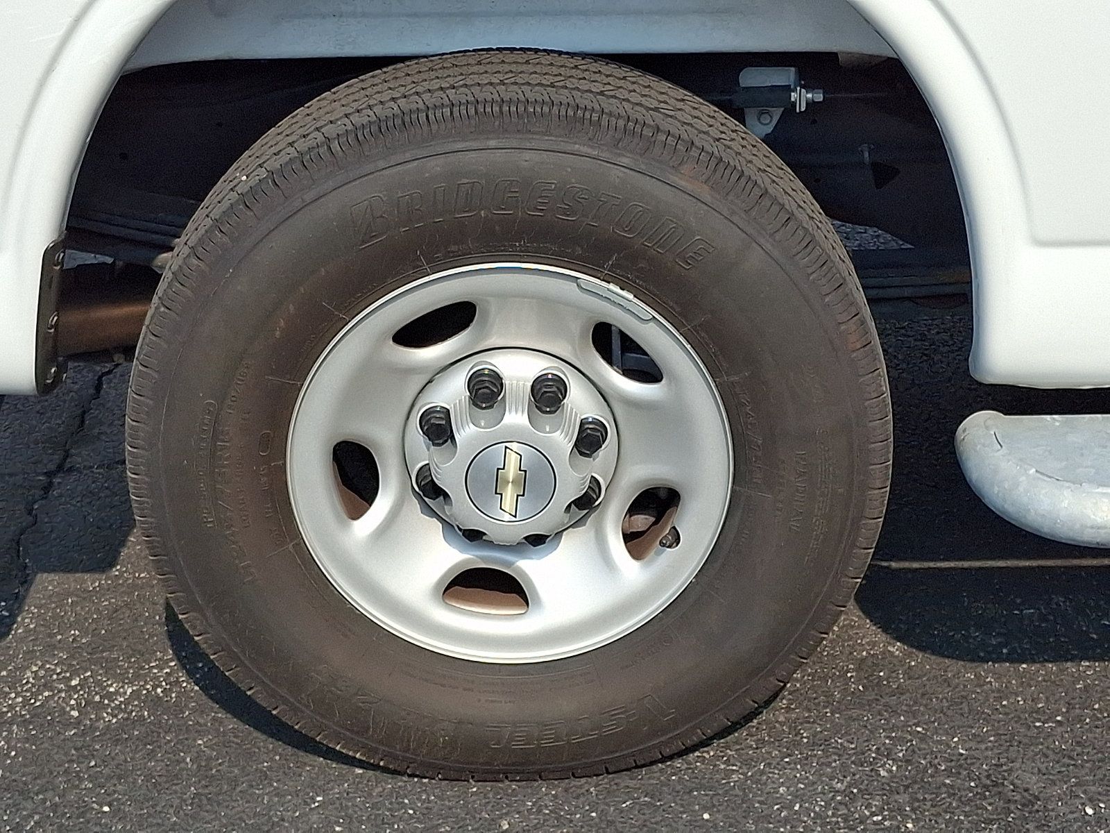 Certified 2025 Chevrolet Express 2500 w/ Driver Convenience Package RWD image 9