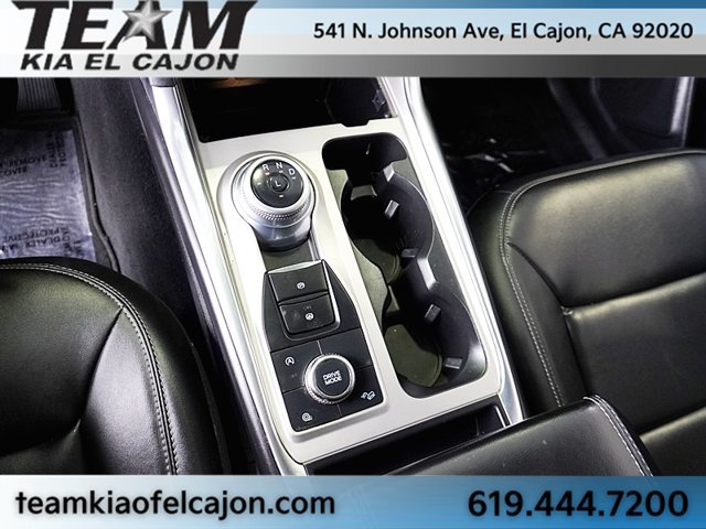Used 2023 Ford Explorer XLT w/ Equipment Group 202A AWD/4WD image 34