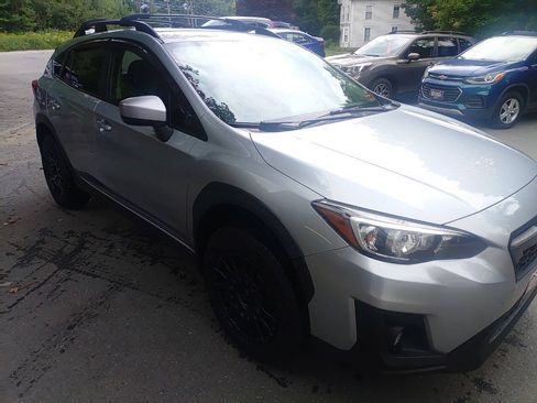 Used 2018 Subaru Crosstrek 2.0i Premium AWD/4WD image 8