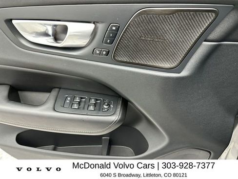 Certified 2023 Volvo XC60 B5 Ultimate w/ Climate Package AWD/4WD image 12