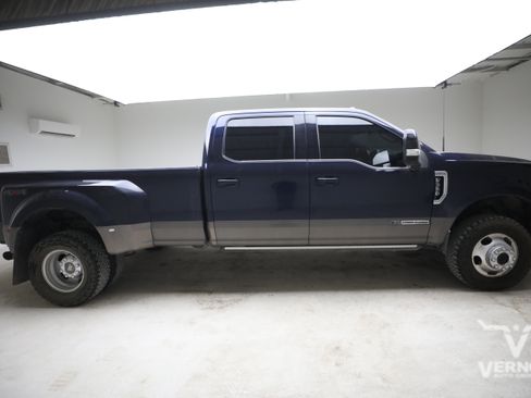 Used 2022 Ford F350 King Ranch w/ King Ranch Ultimate Package AWD/4WD image 5
