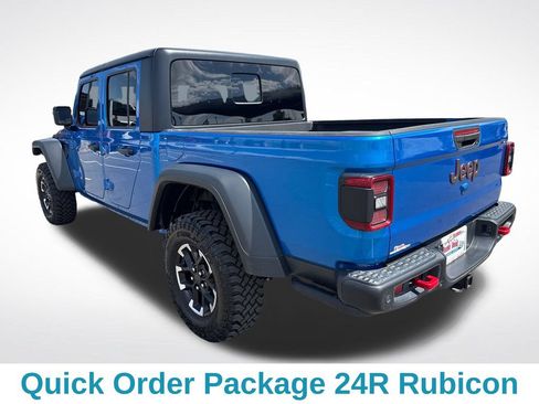 Used 2024 Jeep Gladiator Rubicon w/ Technology Group AWD/4WD image 4