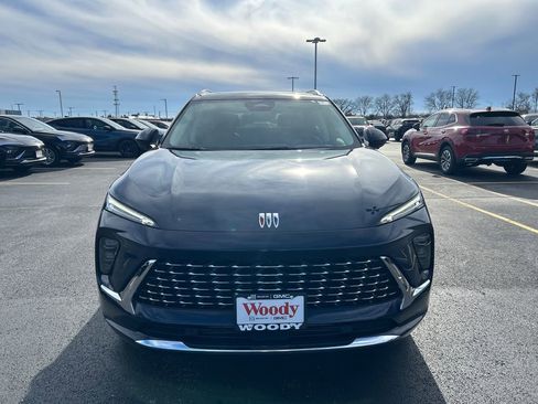 New 2026 Buick Envision Avenir image 4