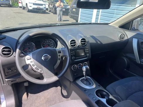 Used 2014 Nissan Rogue S w/ Convenience Package image 16