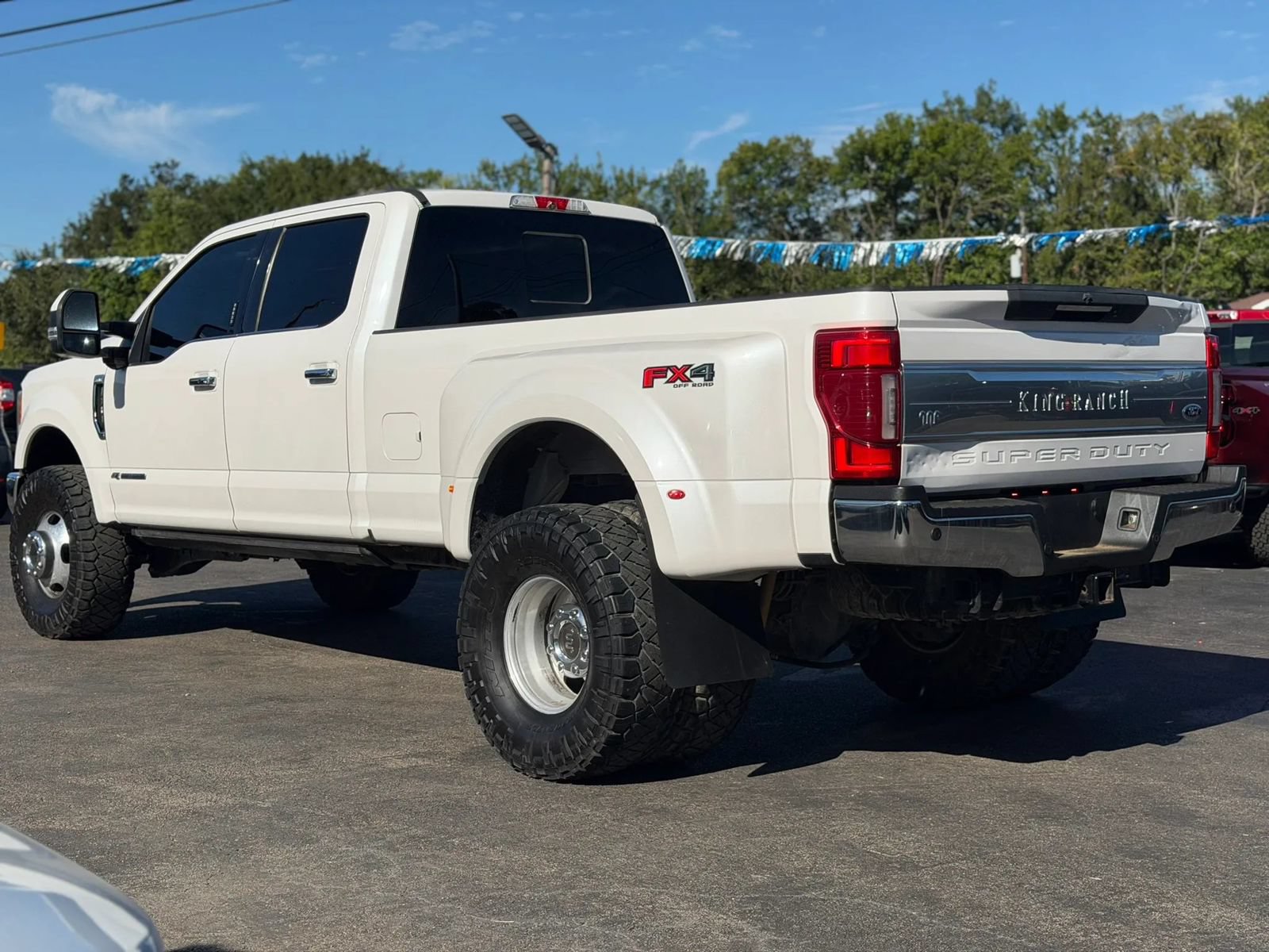 Used 2019 Ford F350 King Ranch w/ King Ranch Ultimate Package AWD/4WD image 12