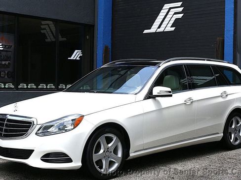 Used 2014 Mercedes-Benz E 350 4MATIC Wagon image 4