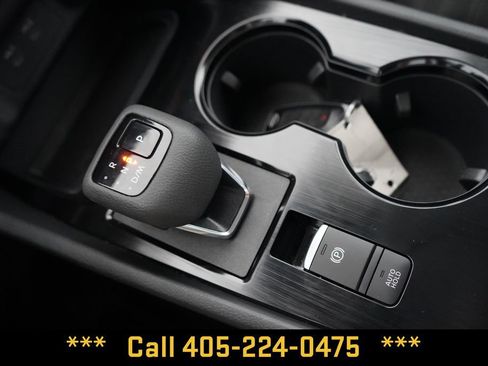 Used 2025 Nissan Rogue SV AWD/4WD image 39
