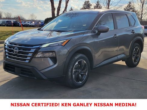 Certified 2025 Nissan Rogue SV image 7