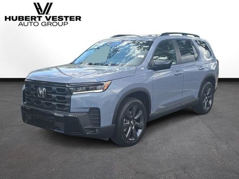 New 2026 Honda Pilot Sport image 2