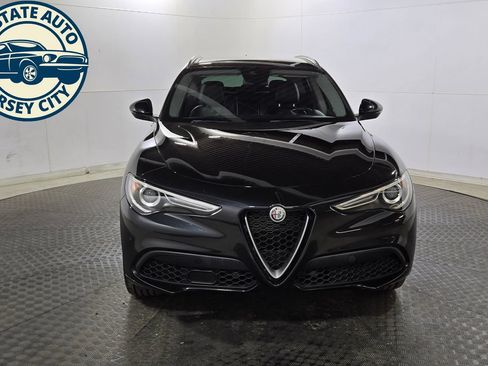 Used 2020 Alfa Romeo Stelvio Ti AWD/4WD image 2