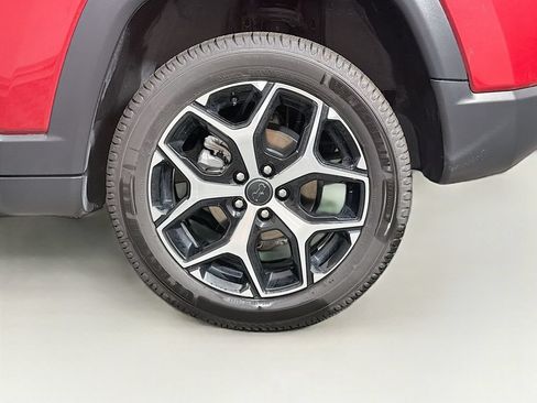 Used 2025 Jeep Compass Limited AWD/4WD image 30