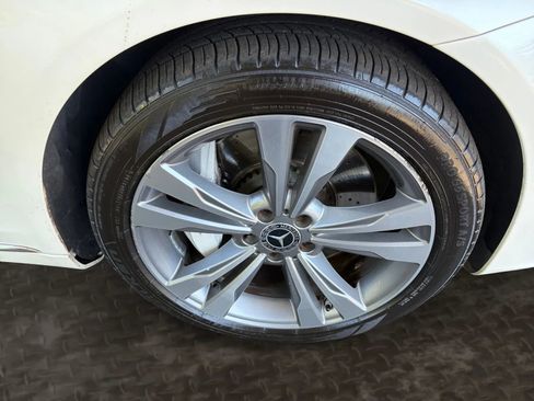 Used 2018 Mercedes-Benz S 560 Sedan image 41