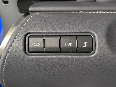 Used 2024 Lexus LC 500 Convertible image 31