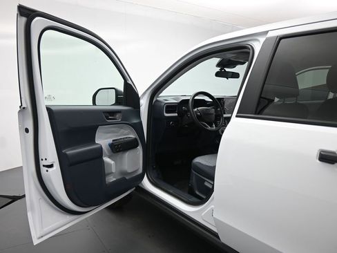 New 2026 Ford Maverick XLT FWD image 8